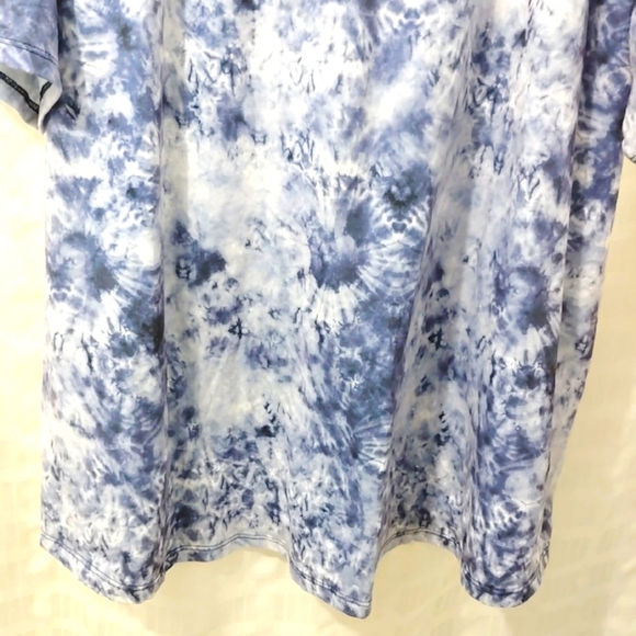 Absolutely Famous Top Tie Dye Crochet Sleeves V-neck Longer Length 1X Soft Comfy - Picture 3 of 14